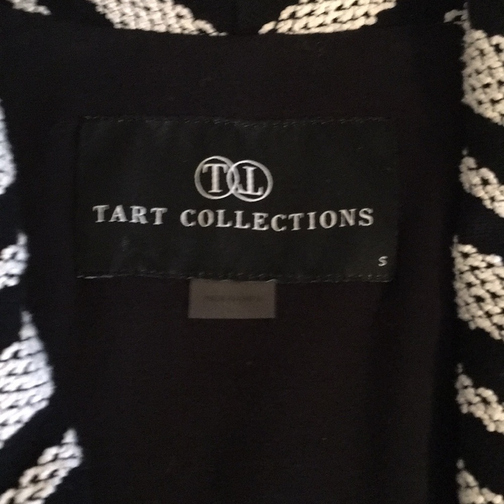 Ladies jacket - Picture 2 of 5